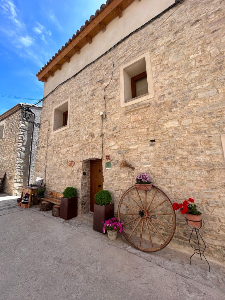 Entrada exterior Cal Bertran